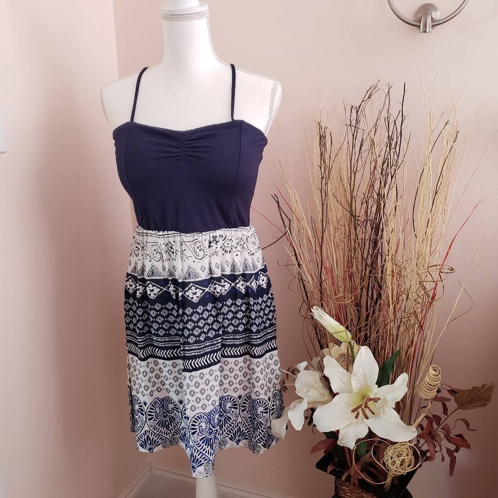 ROXY dress size XL color blue and white sleeveless